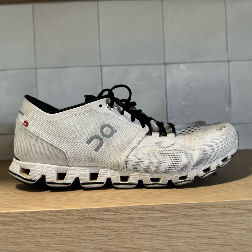 On Running Women’s size 8.5